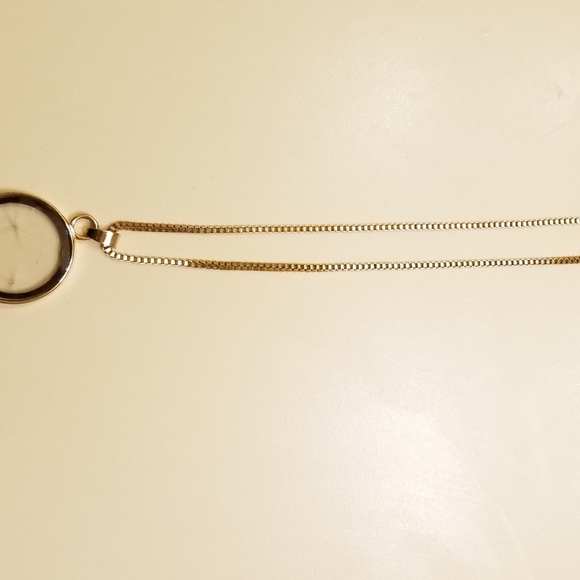 Necklace/Charm with dandelions inside - Picture 4 of 5